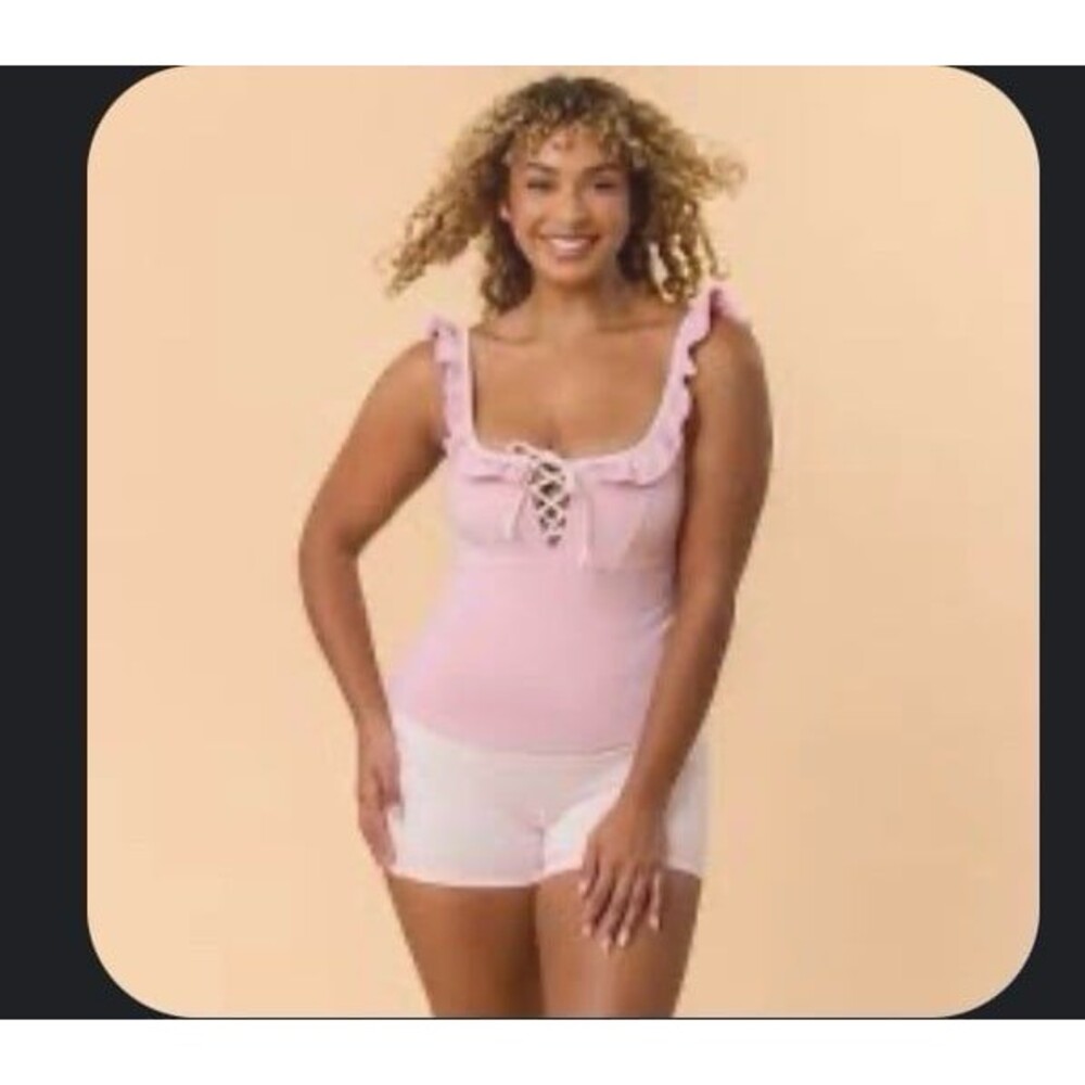 Blogilates Women's Ruffle Tank Top NWT Size Small